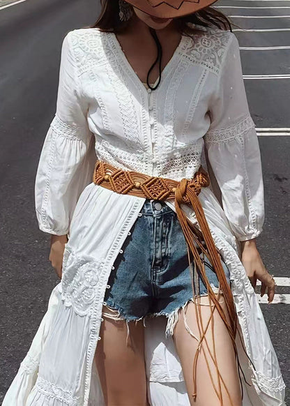 Well Tailored Blouse with a Graceful Silhouette