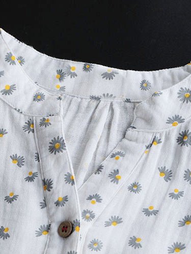 Well Tailored T-Shirt with a Graceful Silhouette
