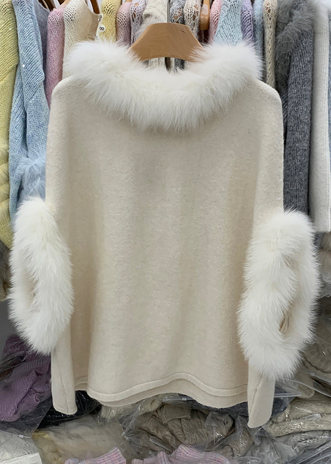 Classic Vintage Sweater with a Flattering Fit