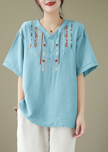 Classic Vintage Shirt with a Flattering Fit