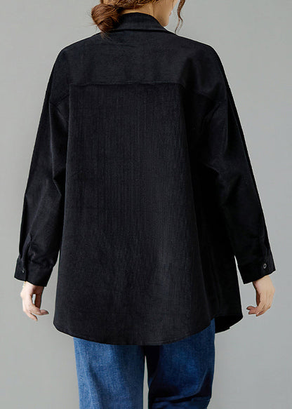 Well Tailored Coat with a Graceful Silhouette