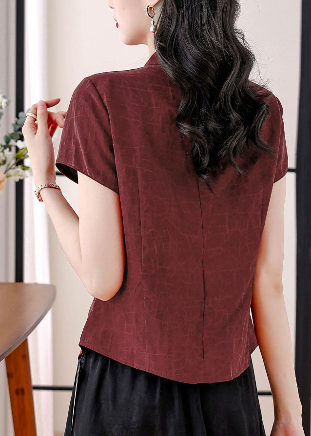 Beautifully Crafted Blouse in a Classic Style