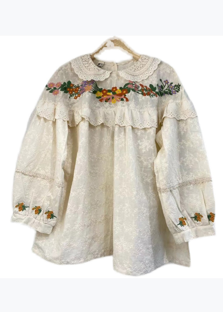 Classic Vintage Shirt with a Flattering Fit