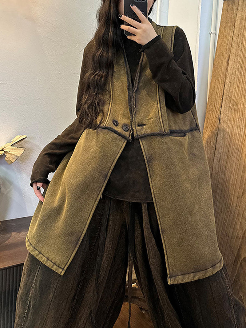 Beautifully Finished Coat in a Timeless Design