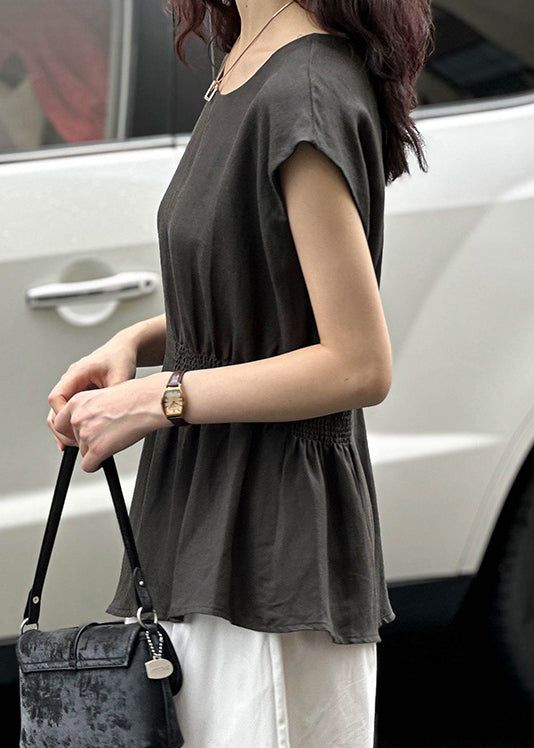 Well Tailored Top with a Graceful Silhouette