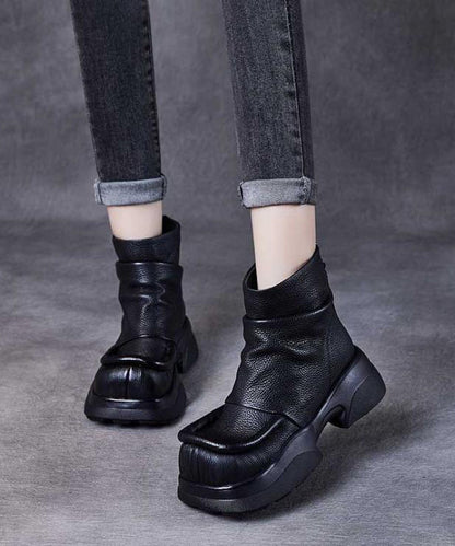 Graceful Orthopedic Boots for Modern Look