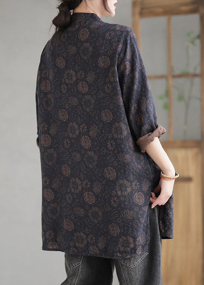 Elegantly Styled Coat for Everyday Wear