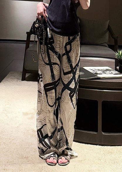 A Vintage Style Pants with Delicate Timeless Details