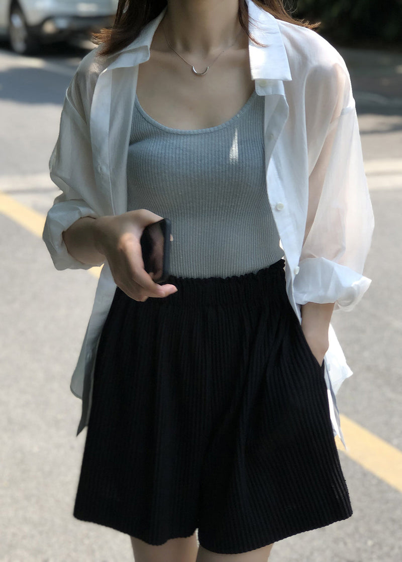 Effortlessly Elegant Shirt with a Timeless Design