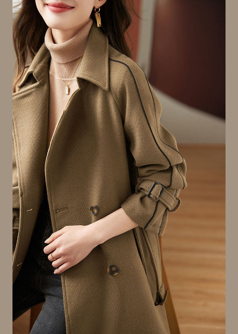 Classic Vintage Coat with a Flattering Fit