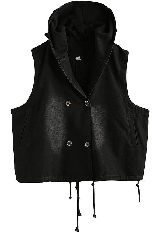 Gracefully Styled Coat for Any Occasion