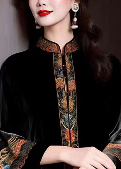 Classic Vintage & Enduringly Stylish Coat