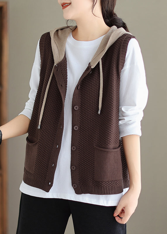 Beautifully Finished Coat in a Timeless Design