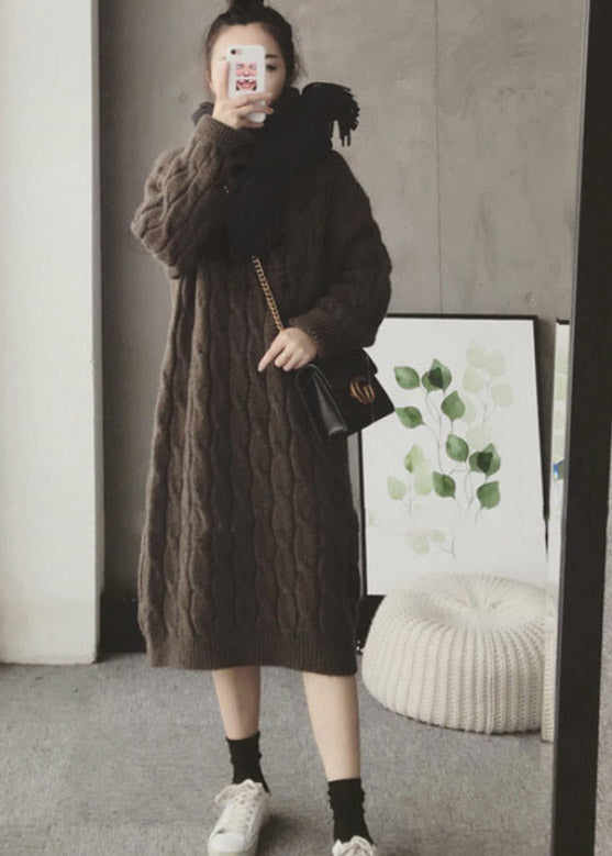 Well Tailored Sweater with a Graceful Silhouette