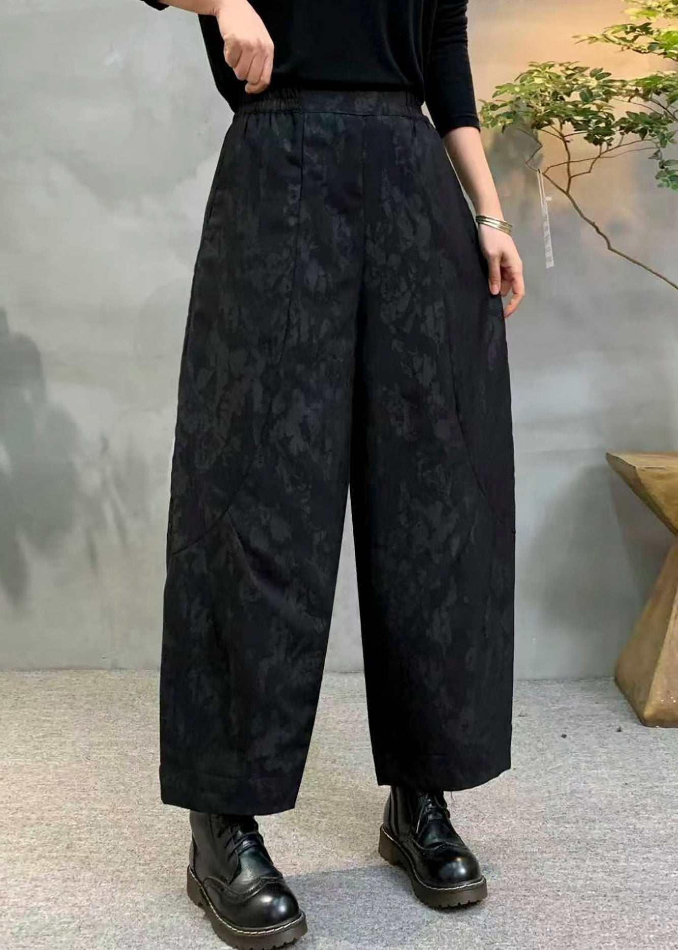 Classic Vintage Pants with a Flattering Fit