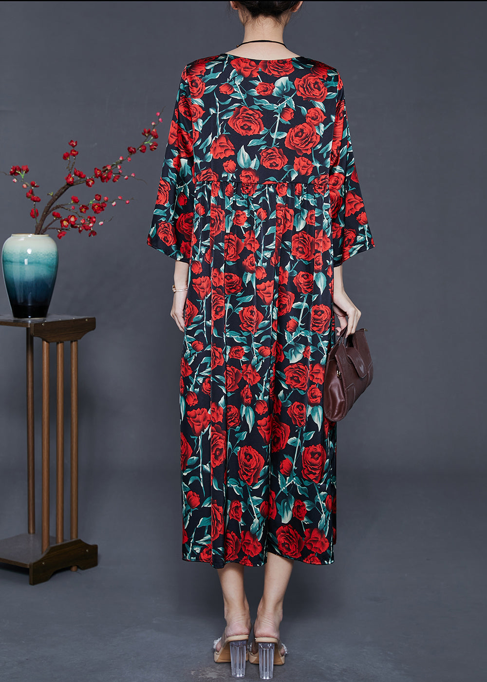 Classic Vintage & Enduringly Stylish Dress