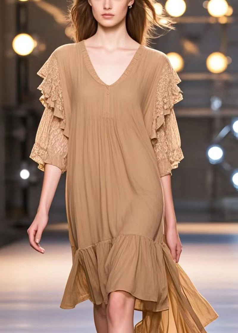 Beautifully Finished Dress in a Timeless Design