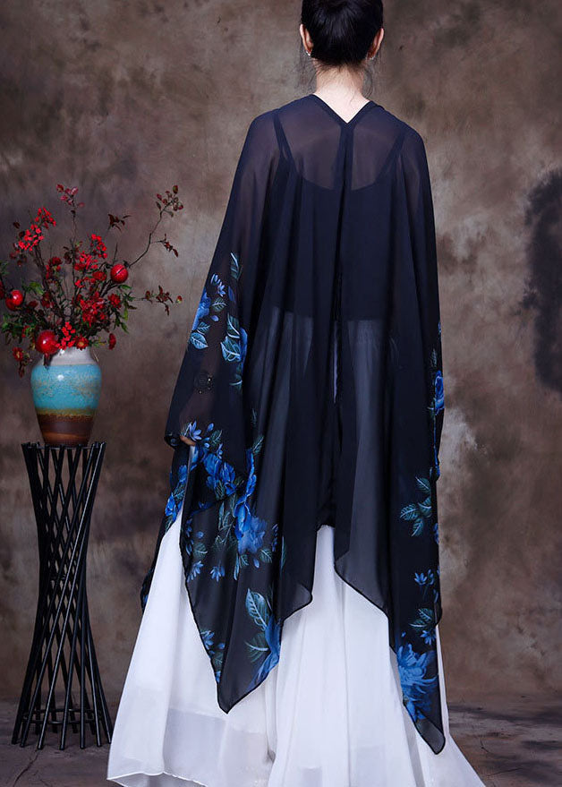 Well Tailored Top with a Graceful Silhouette