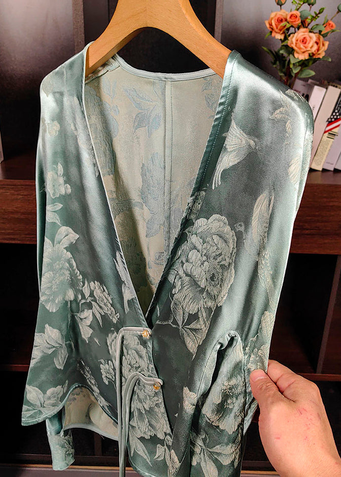 Beautifully Balanced Top with Timeless Character