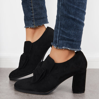 Classic Orthopedic Pumps with Timeless Style