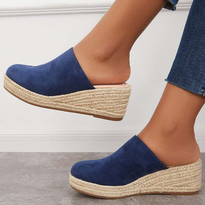 Chic Orthopedic Sandals with Unique Design