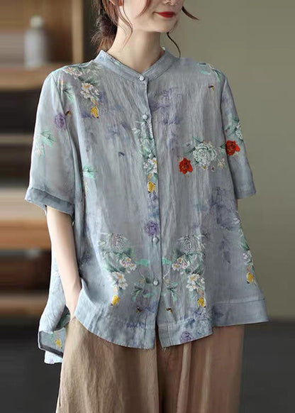 Effortlessly Elegant Top with a Timeless Design
