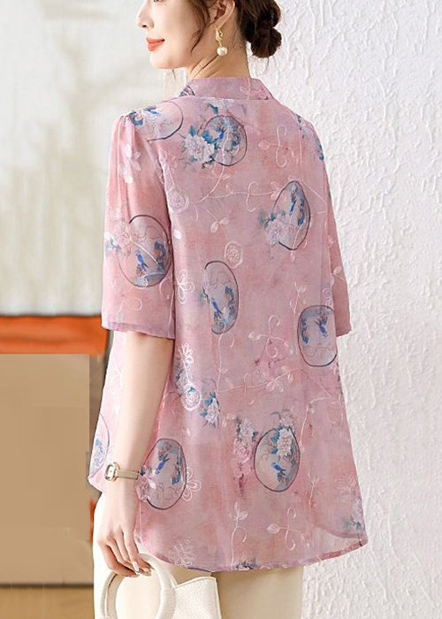 Classic Vintage Shirt with a Flattering Fit