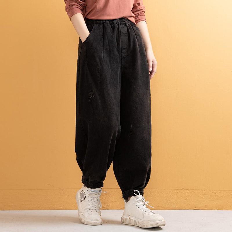 Elegantly Styled Pants for Everyday Wear