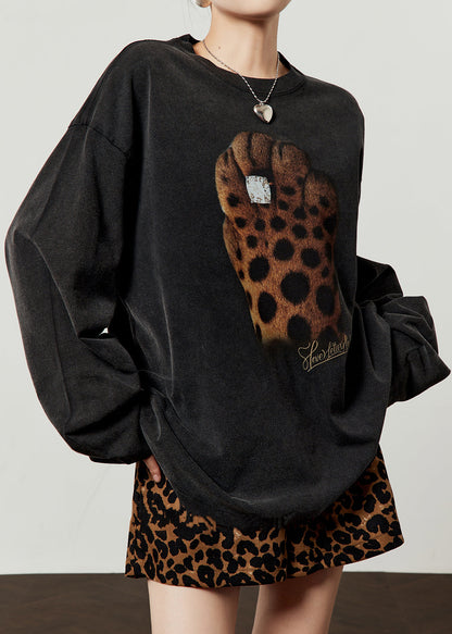 A Vintage Style Shirt with Delicate Timeless Details