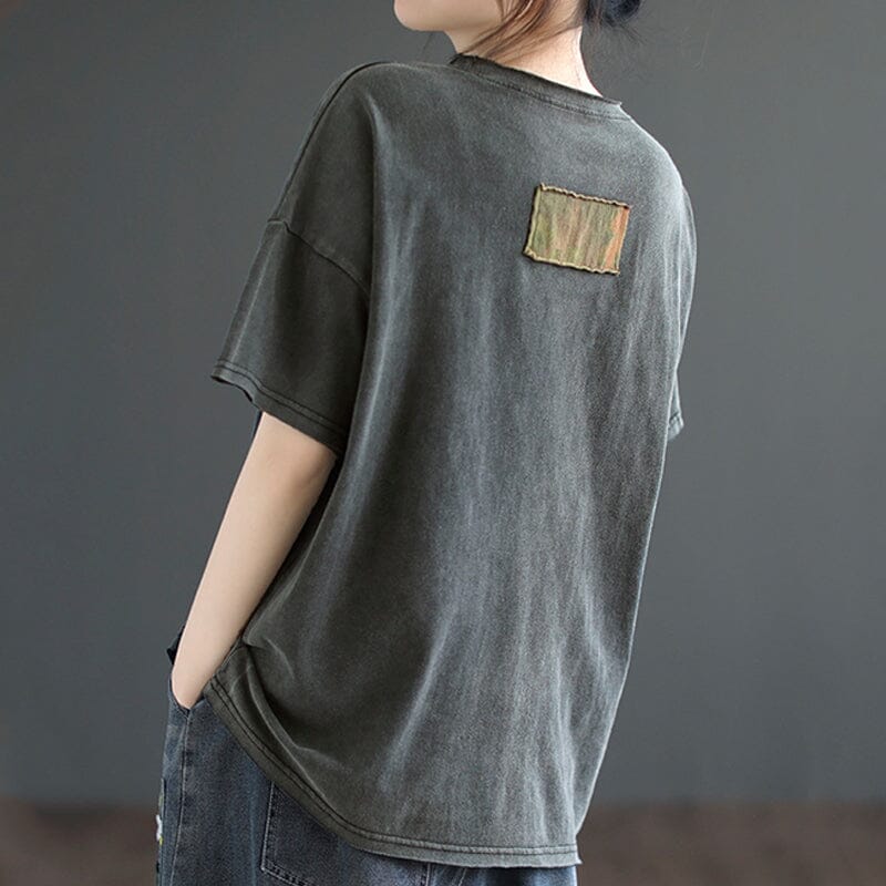 Classic Vintage T-Shirt with a Flattering Fit
