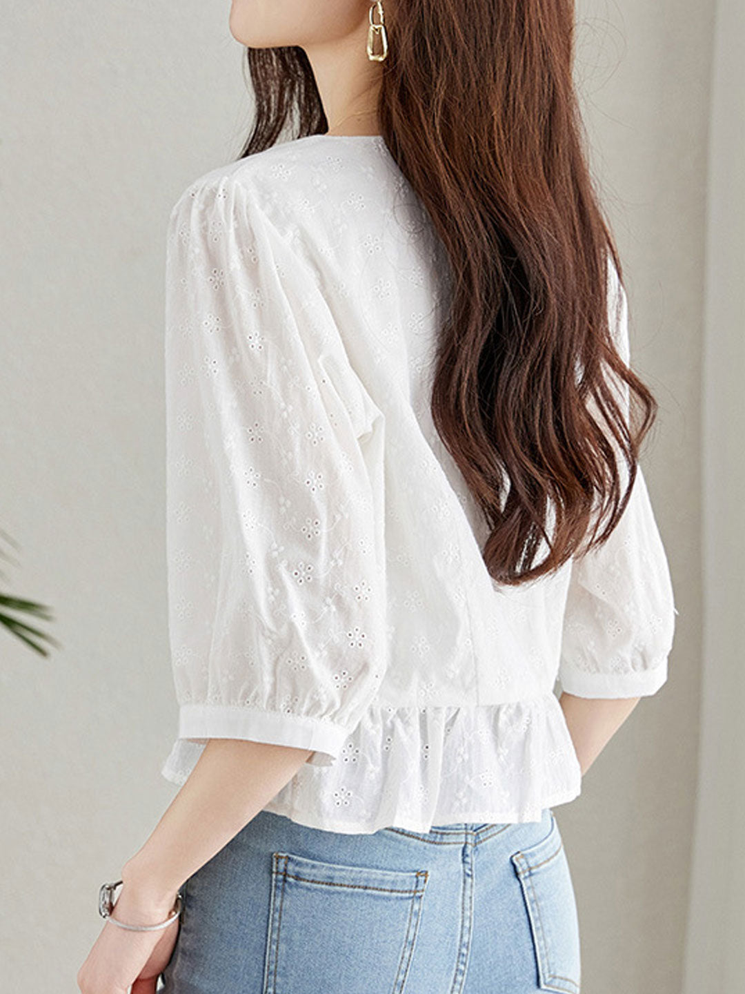 Classic Vintage & Enduringly Stylish Blouse