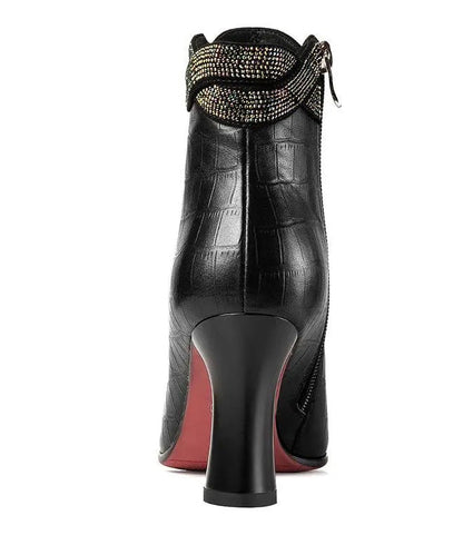 Graceful Orthopedic Boots for Modern Look