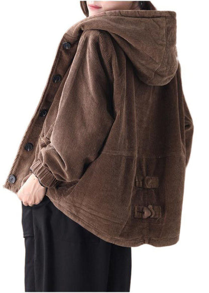 Well Tailored Coat with a Graceful Silhouette