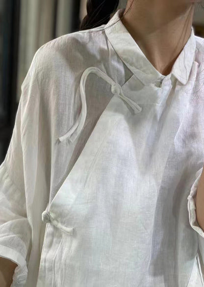 Classic Vintage Shirt with a Flattering Fit