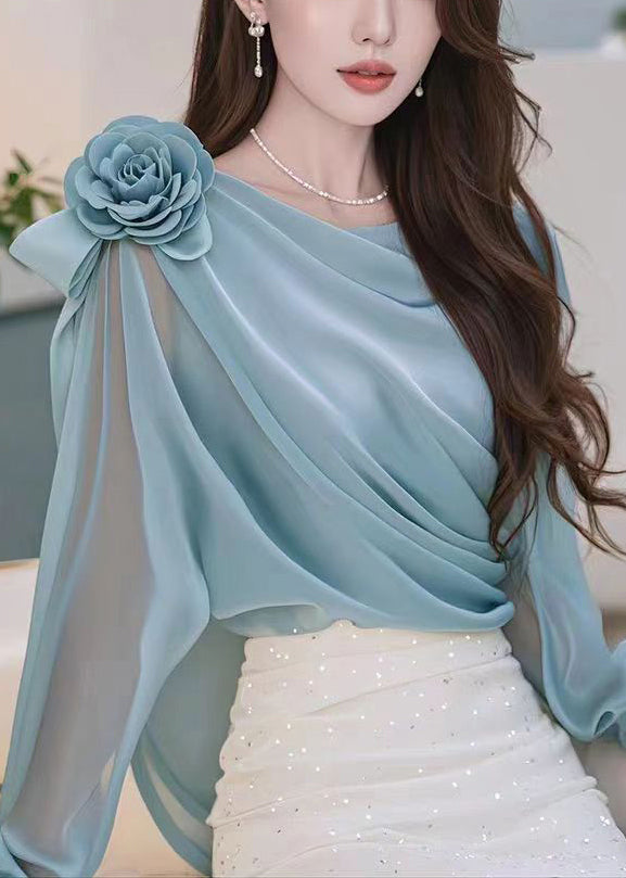 Classic Vintage Shirt with a Flattering Fit