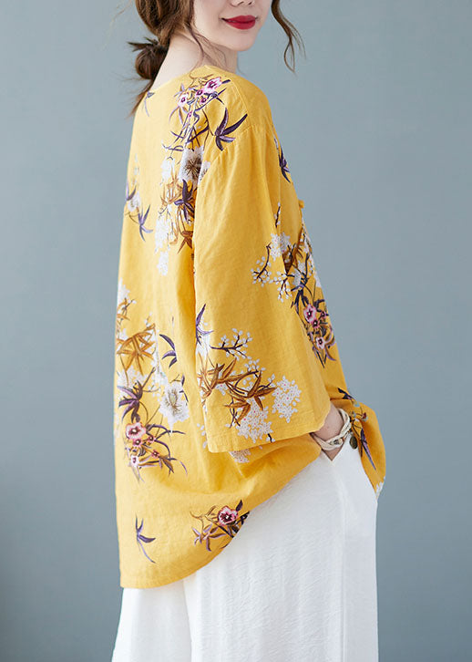 A Vintage Style Shirt with Delicate Timeless Details