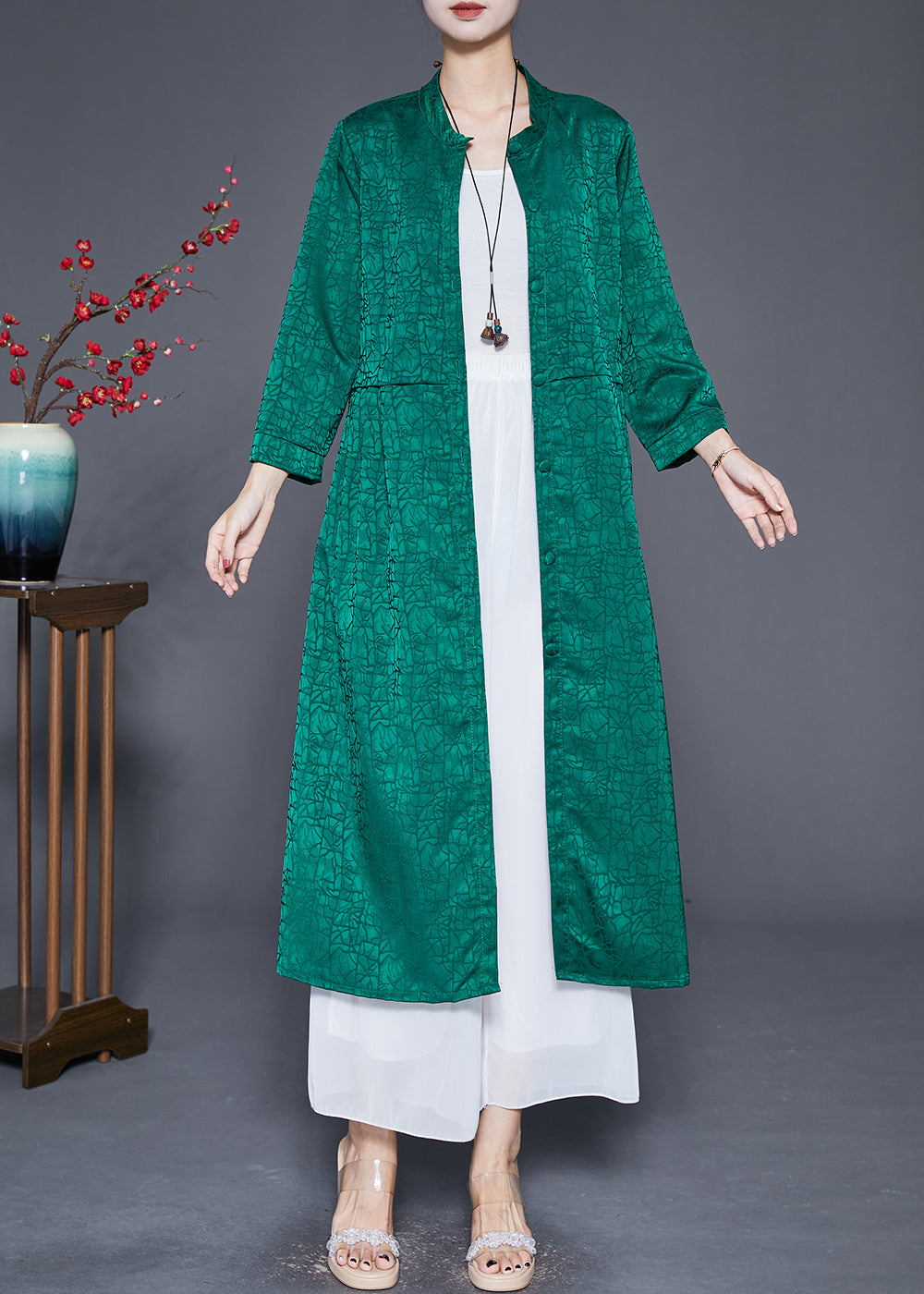 Classic Vintage & Enduringly Stylish Coat