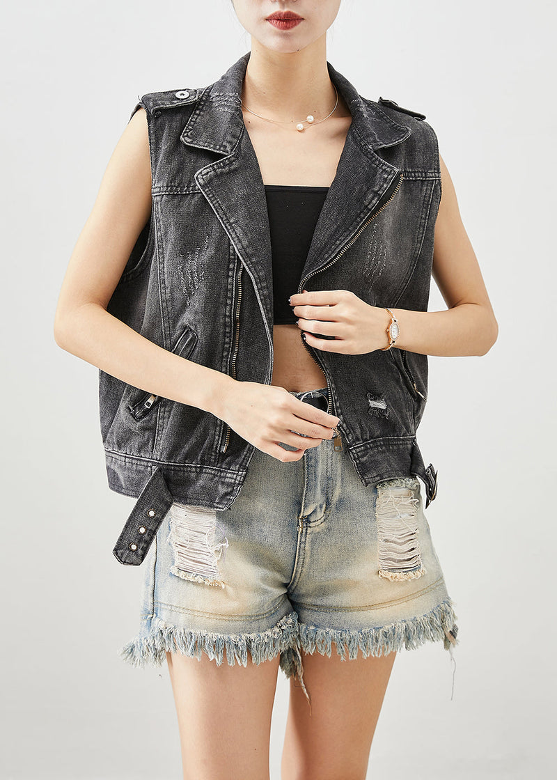 A Vintage Style Top with Delicate Timeless Details