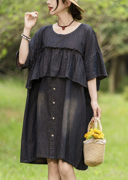 Classic Vintage Dress with a Flattering Fit