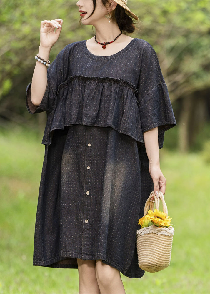 Classic Vintage Dress with a Flattering Fit