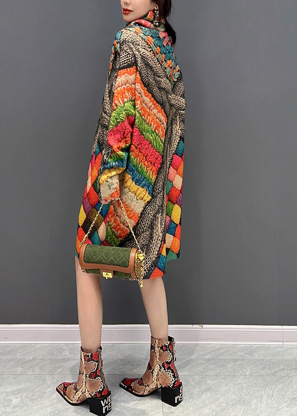 Well Tailored Sweater with a Graceful Silhouette