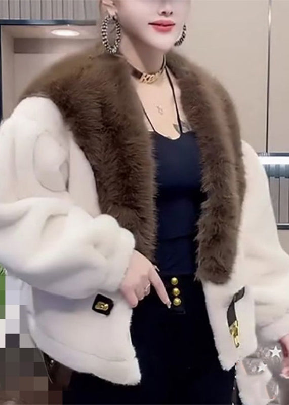Sophisticated Coat with a Clean Classic Look