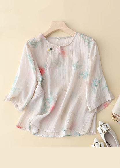 Well Tailored Shirt with a Graceful Silhouette