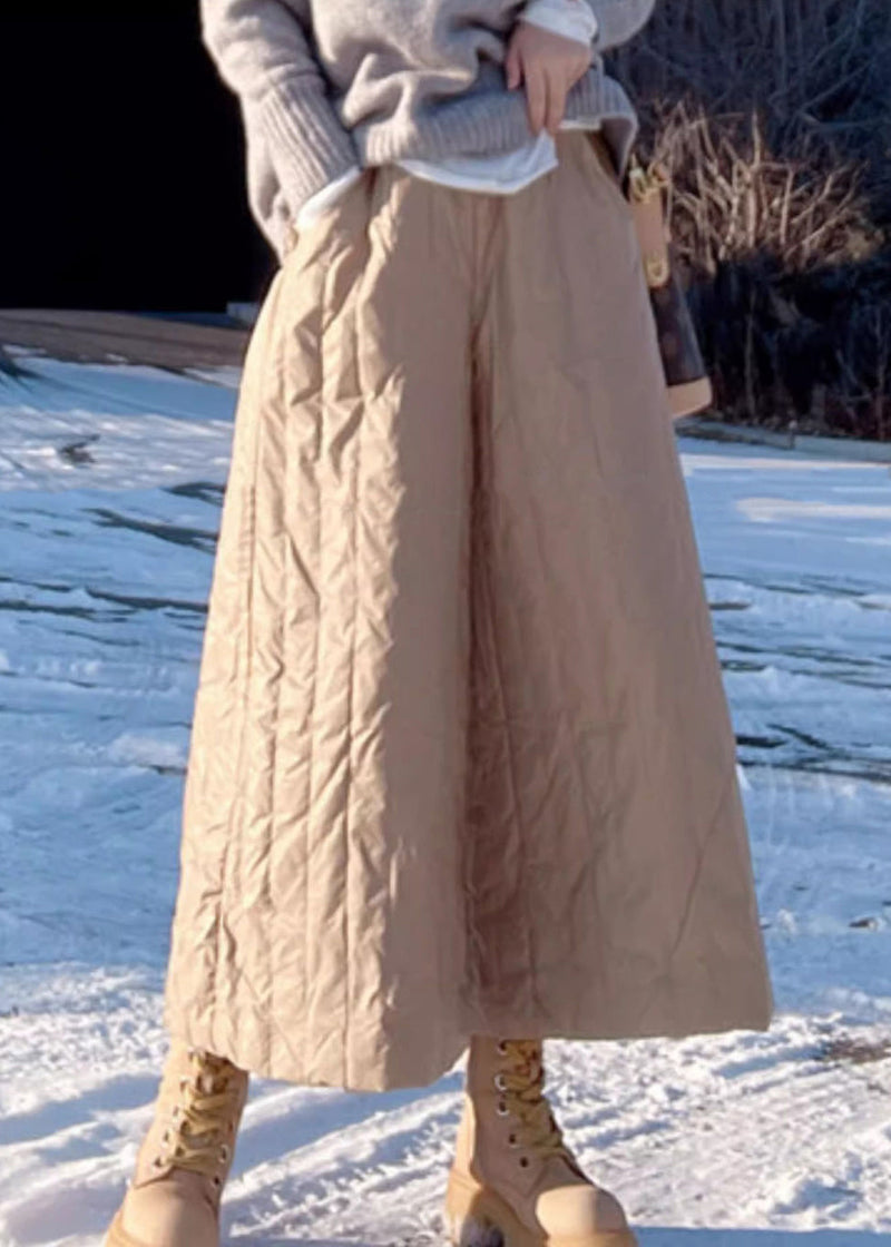 Well Tailored Pants with a Graceful Silhouette