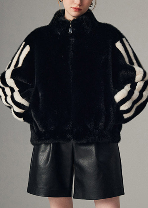Sophisticated Coat with a Clean Classic Look