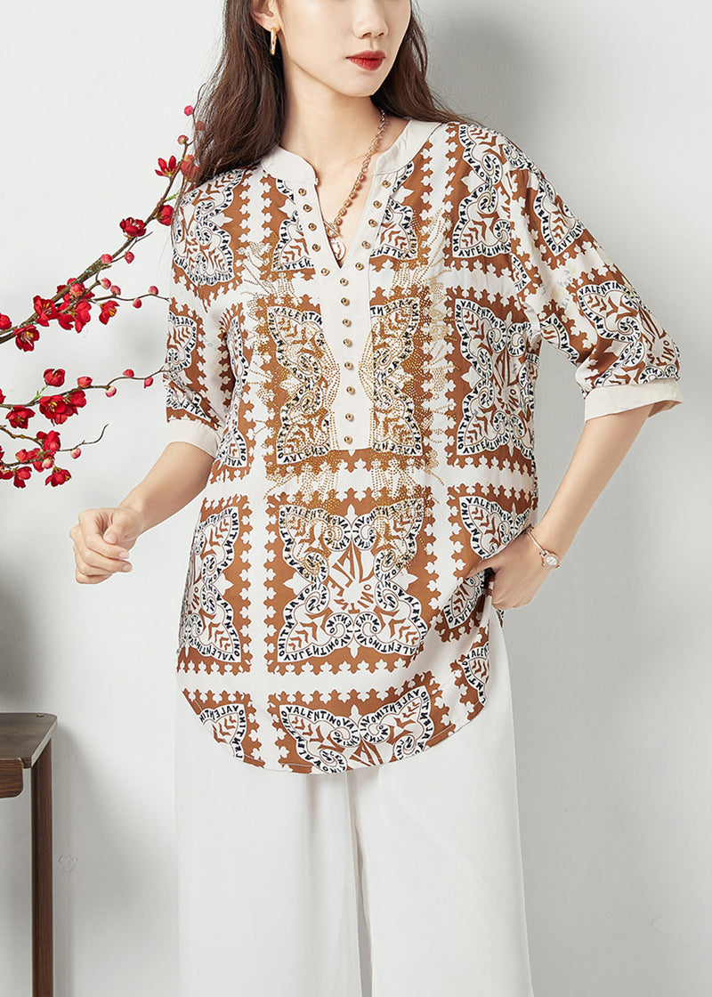 Beautifully Finished Blouse in a Timeless Design