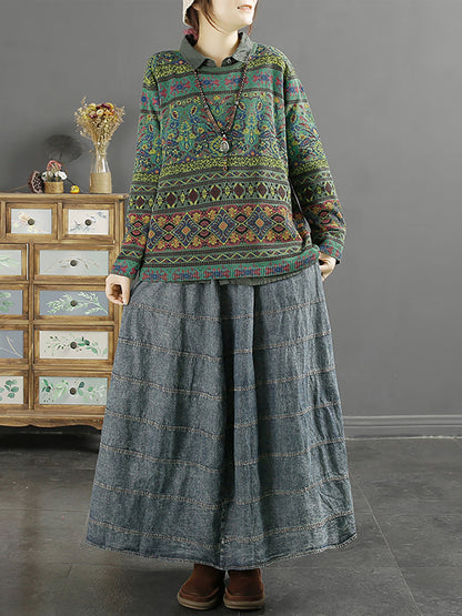 Classic Vintage Sweater with a Flattering Fit