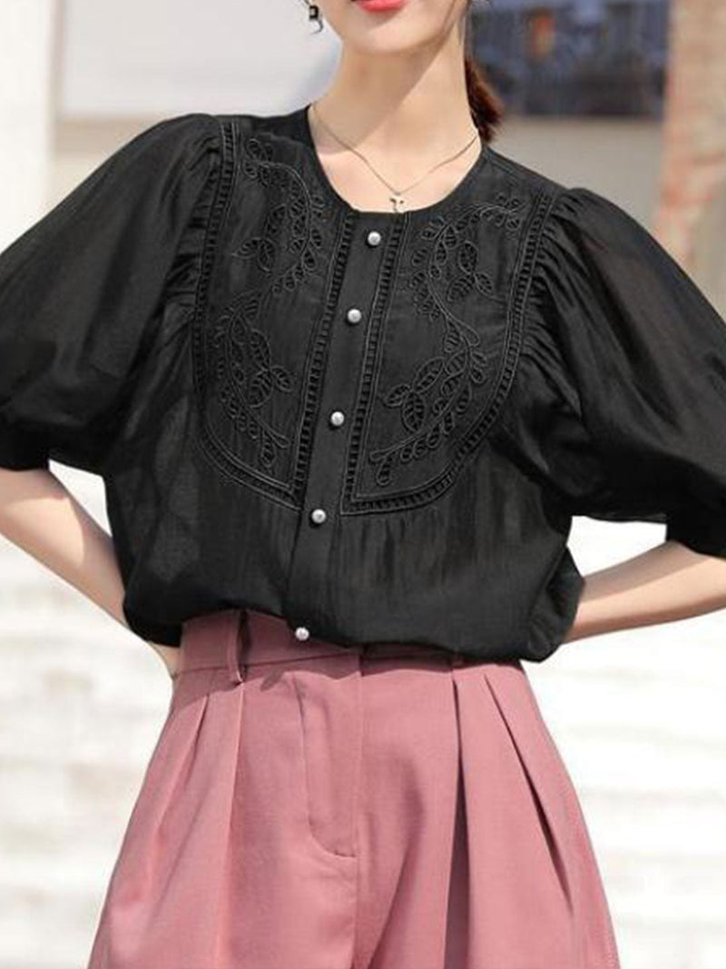 A Vintage Style Top with Delicate Timeless Details