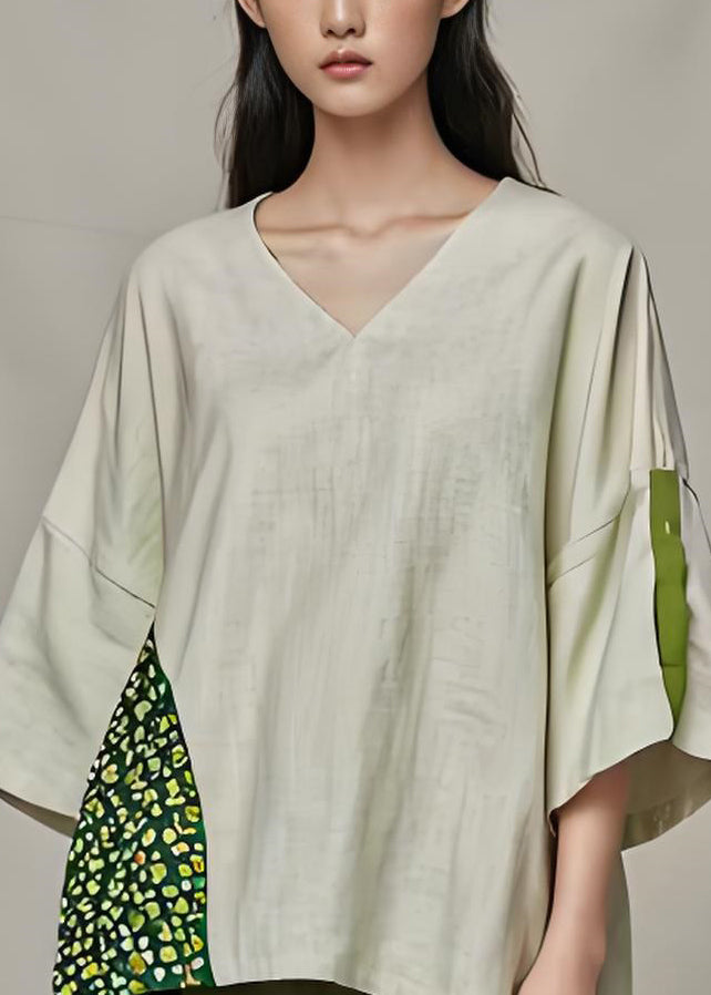 Well Tailored Top with a Graceful Silhouette