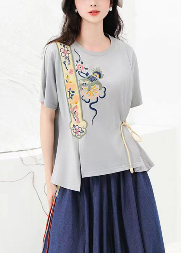 A Vintage Style Shirt with Delicate Timeless Details